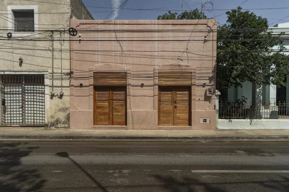 בית נופש הוילה מרידה Casa Rosa - Paseo Montejo